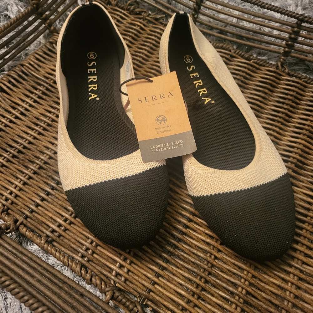 Serra Color Block Slip-on Flats (Lightweight Recycled Material) sz 9 NWT
